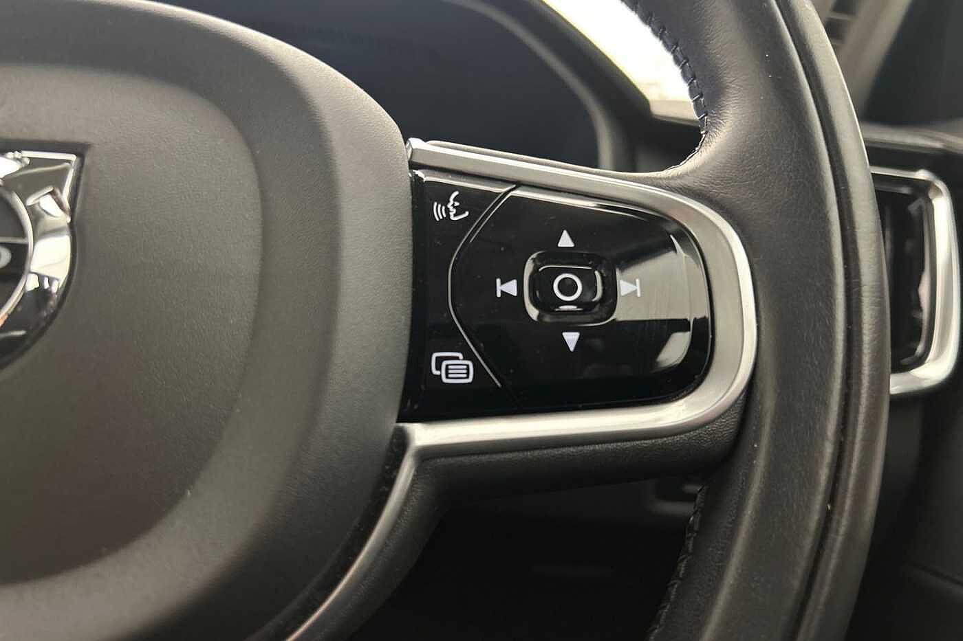 Volvo V90 Cross Country T5 AWD Plus Automatic