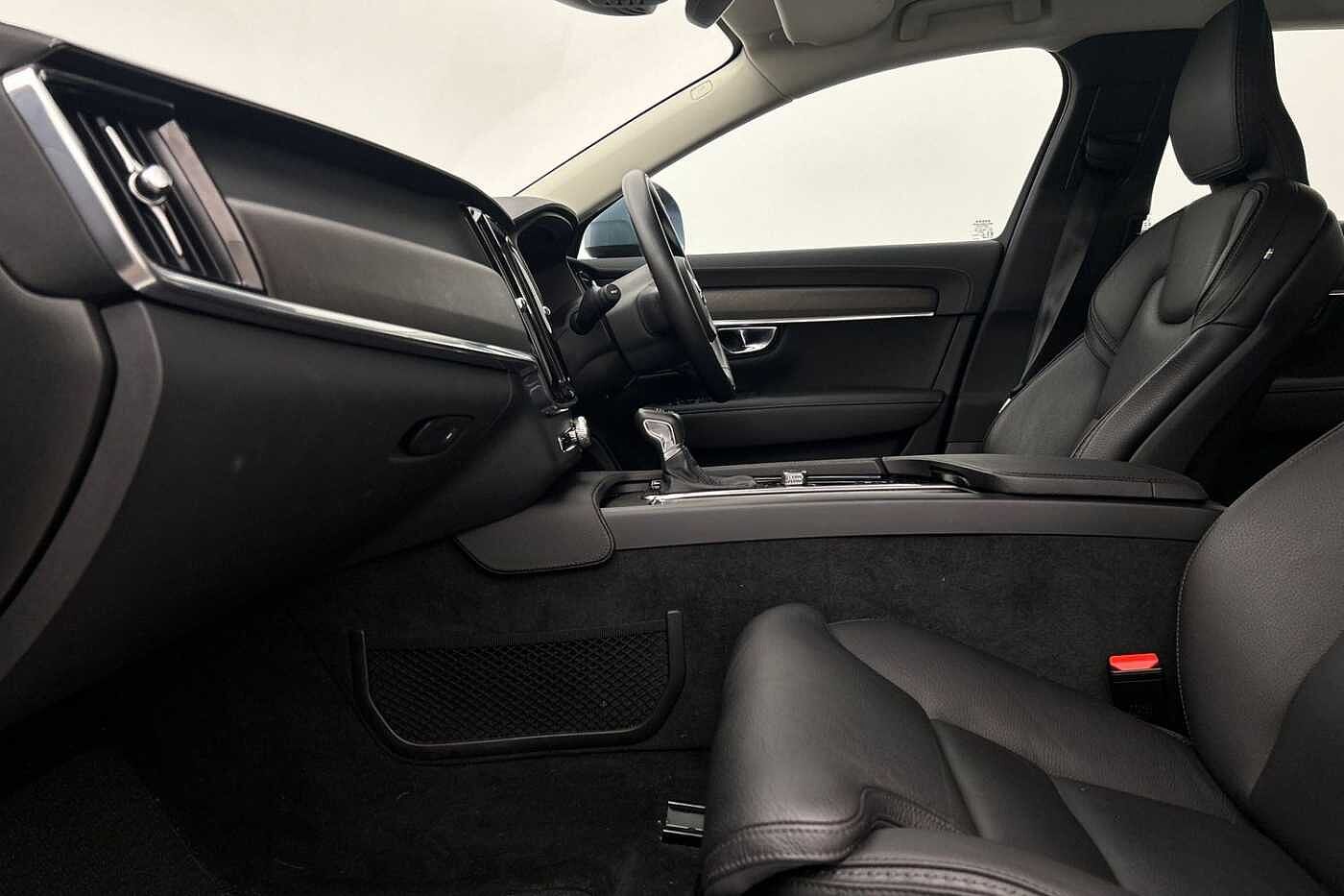 Volvo V90 Cross Country T5 AWD Plus Automatic