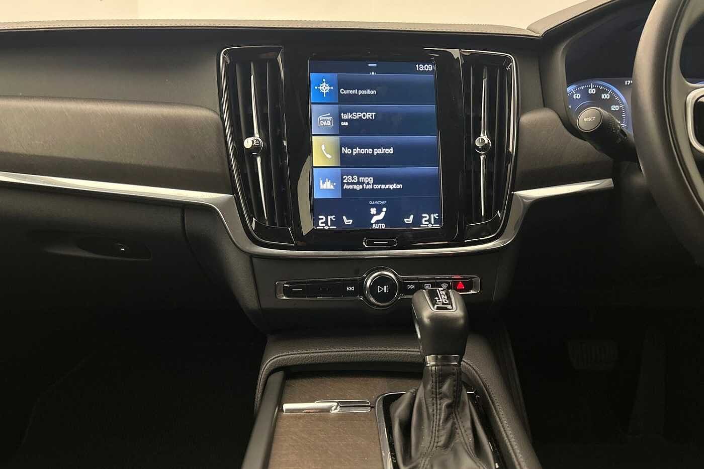 Volvo V90 Cross Country T5 AWD Plus Automatic