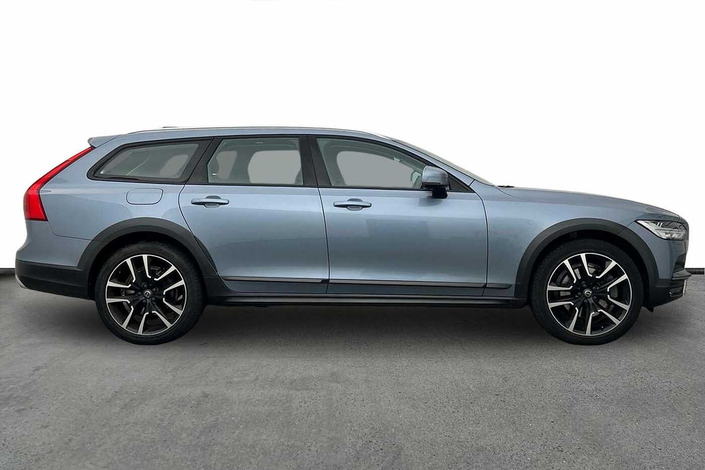 Volvo V90 Cross Country T5 AWD Plus Automatic