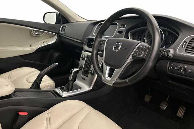 Volvo V40 T2 Inscription Manual