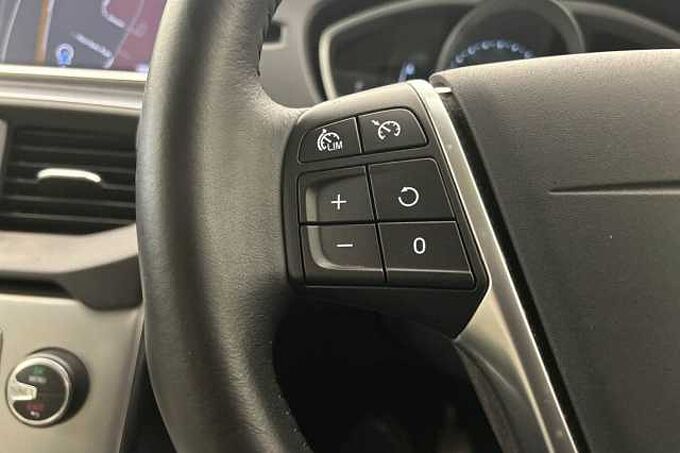 Volvo V40 T2 Inscription Manual