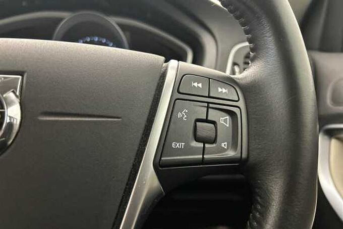 Volvo V40 T2 Inscription Manual