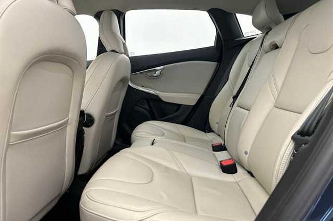 Volvo V40 T2 Inscription Manual