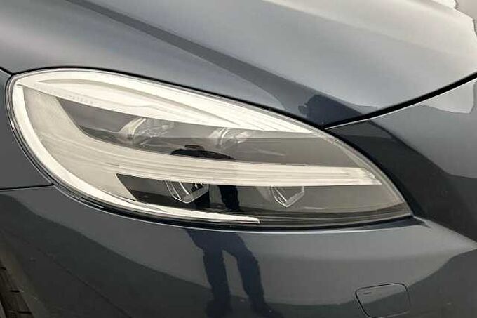 Volvo V40 T2 Inscription Manual