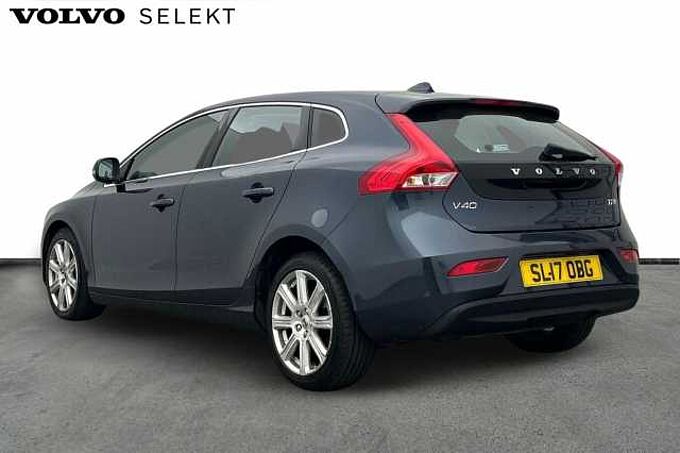 Volvo V40 T2 Inscription Manual