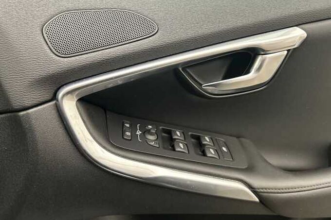 Volvo V40 T3 Inscription Automatic