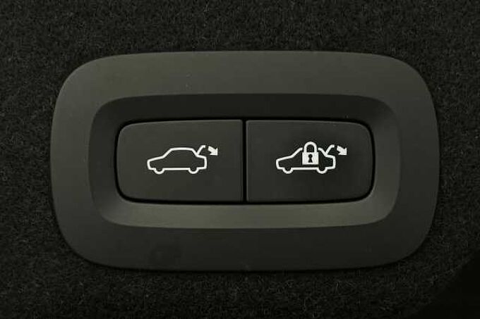 Volvo S90 D5 AWD Inscription Plus Automatic