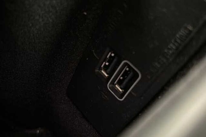 Volvo S90 D4 Momentum Plus Automatic