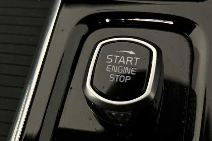 Volvo S90 D4 Momentum Plus Automatic