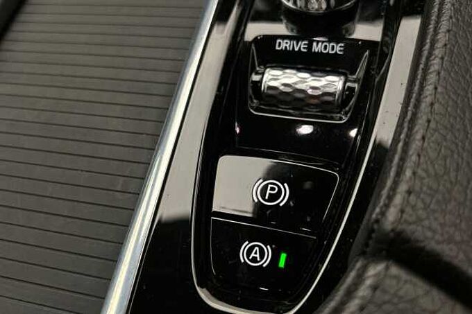 Volvo S90 D4 Momentum Plus Automatic