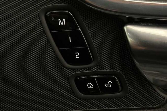 Volvo S90 D4 Momentum Plus Automatic