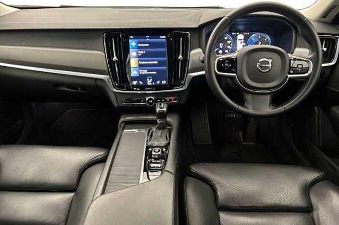 Volvo S90 D4 Momentum Plus Automatic