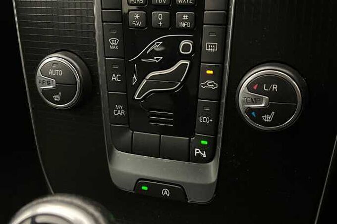 Volvo V40 T3 R-Design Pro Automatic