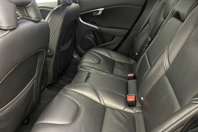 Volvo V40 T3 R-Design Pro Automatic
