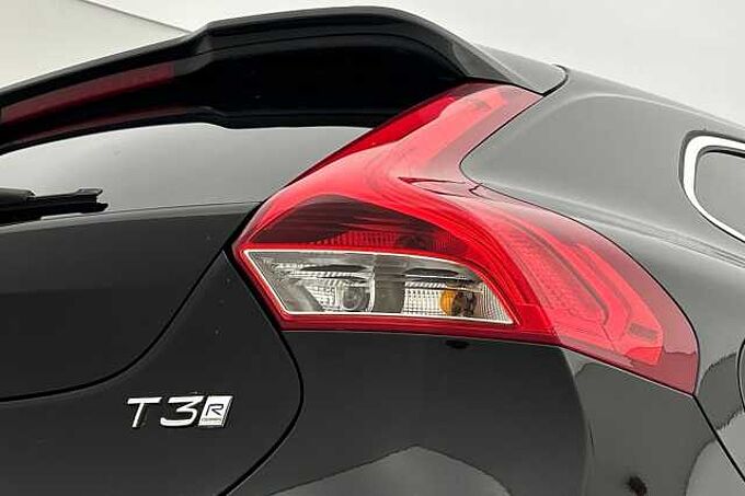 Volvo V40 T3 R-Design Pro Automatic
