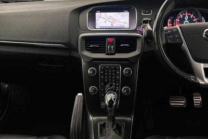Volvo V40 T3 R-Design Pro Automatic