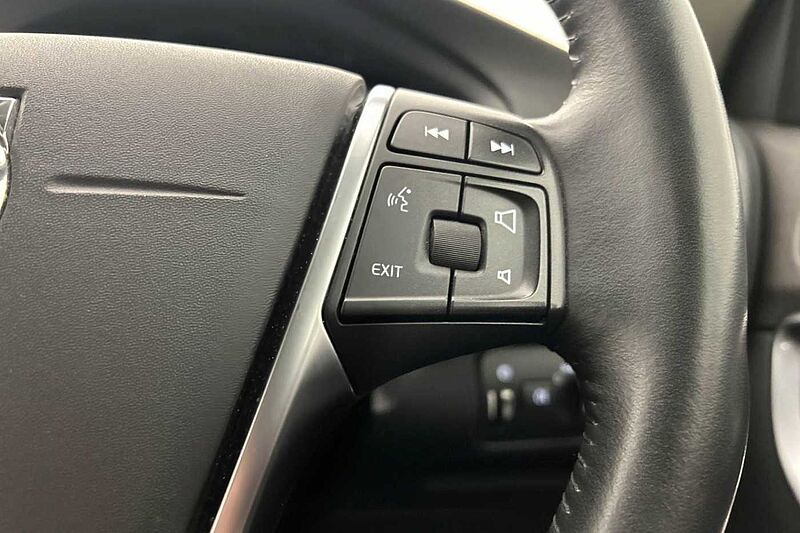 Volvo V40 Cross Country T3 Pro Manual