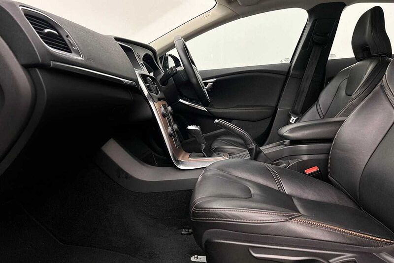 Volvo V40 Cross Country T3 Pro Manual