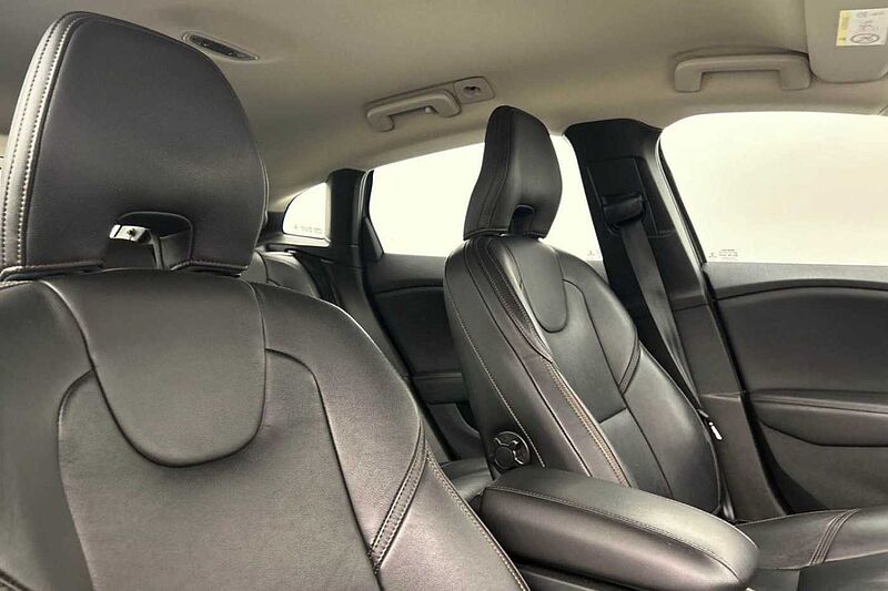 Volvo V40 Cross Country T3 Pro Manual