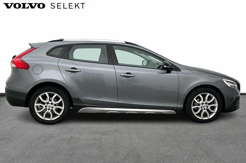 Volvo V40 Cross Country T3 Pro Manual