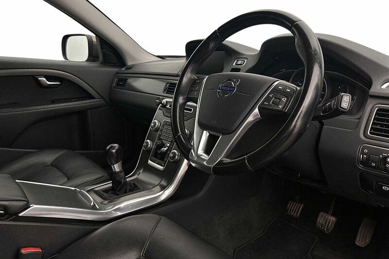 Volvo XC70 D4AWD SE Nav Manual