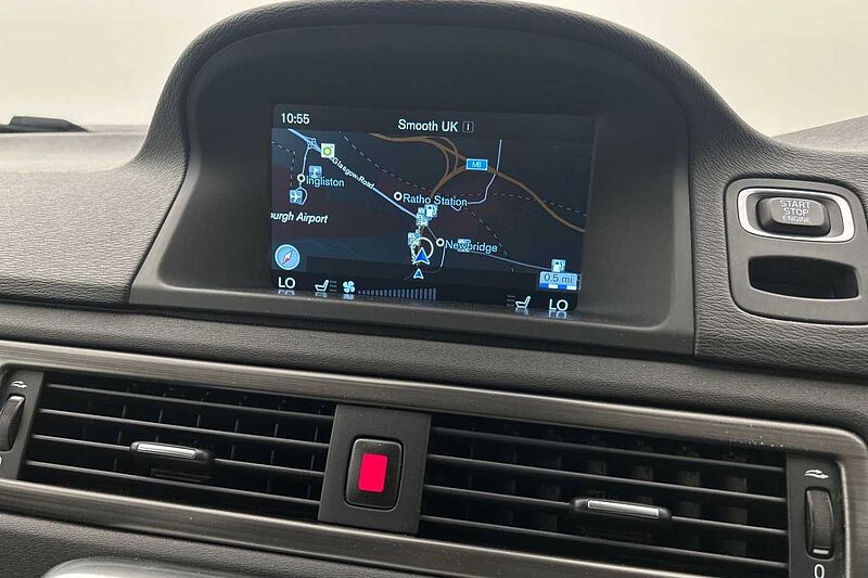 Volvo XC70 D4AWD SE Nav Manual