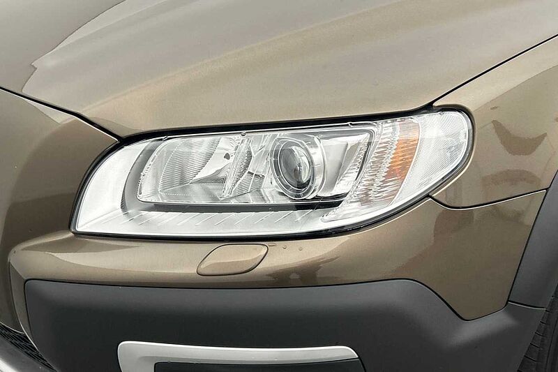 Volvo XC70 D4AWD SE Nav Manual
