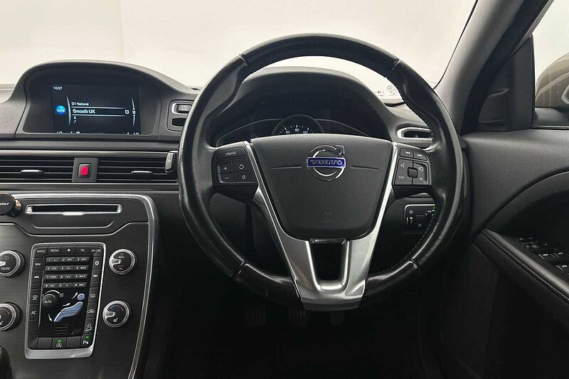 Volvo XC70 D4AWD SE Nav Manual