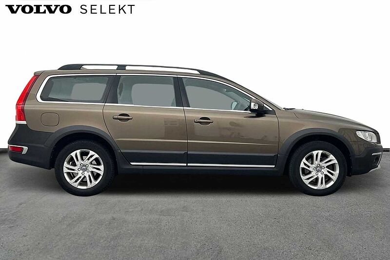 Volvo XC70 D4AWD SE Nav Manual