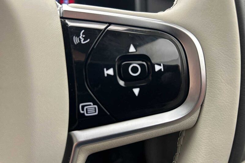 Volvo V90 Ultra, T8 AWD Plug-in hybrid, Electric/Petrol, Dark