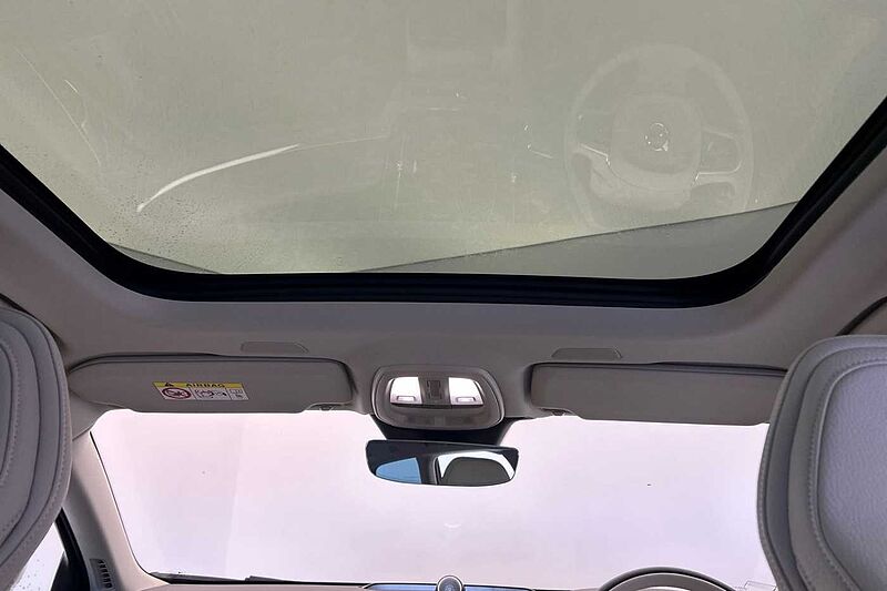 Volvo V90 Ultra, T8 AWD Plug-in hybrid, Electric/Petrol, Dark