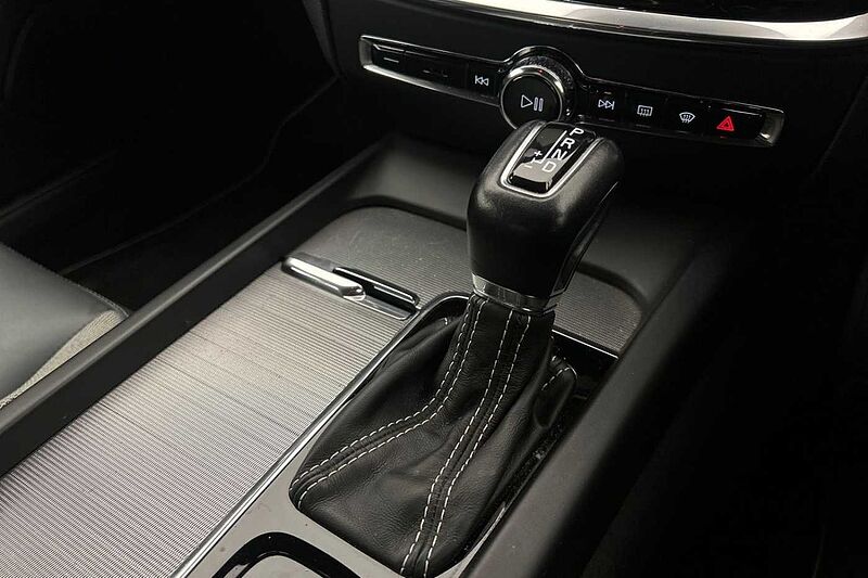 Volvo S60 T5 R-Design Plus Automatic