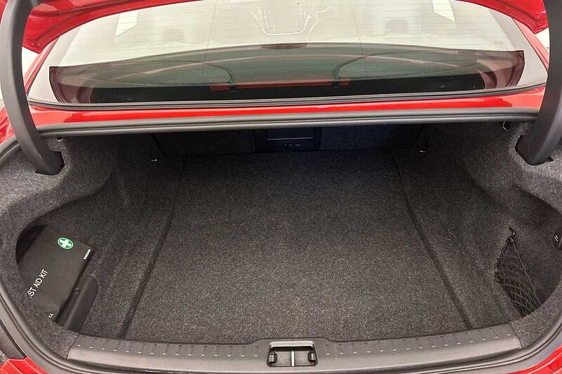 Volvo S60 T5 R-Design Plus Automatic