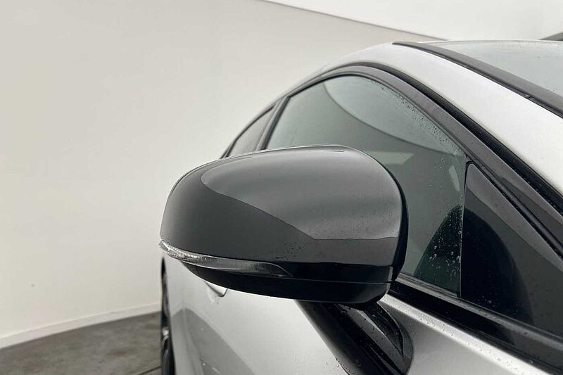 Volvo S60 R-Design, B5 mild hybrid