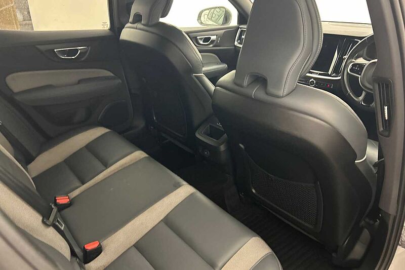 Volvo S60 R-Design, B5 mild hybrid