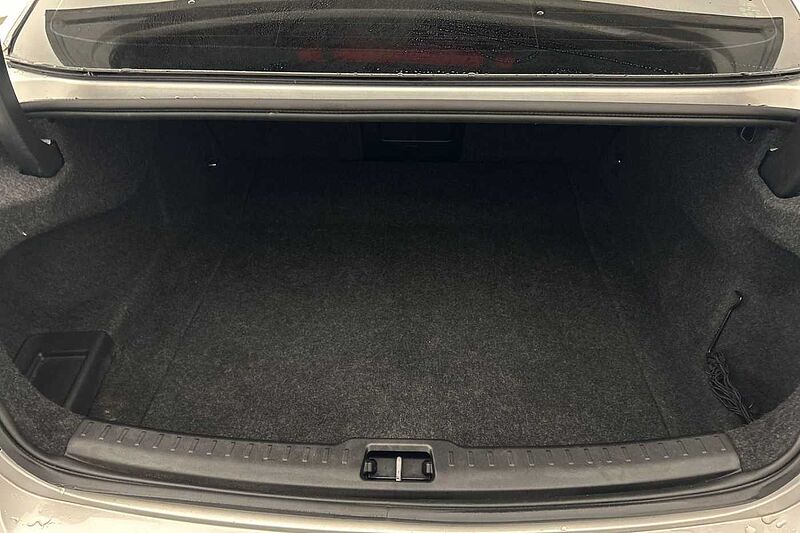 Volvo S60 R-Design, B5 mild hybrid