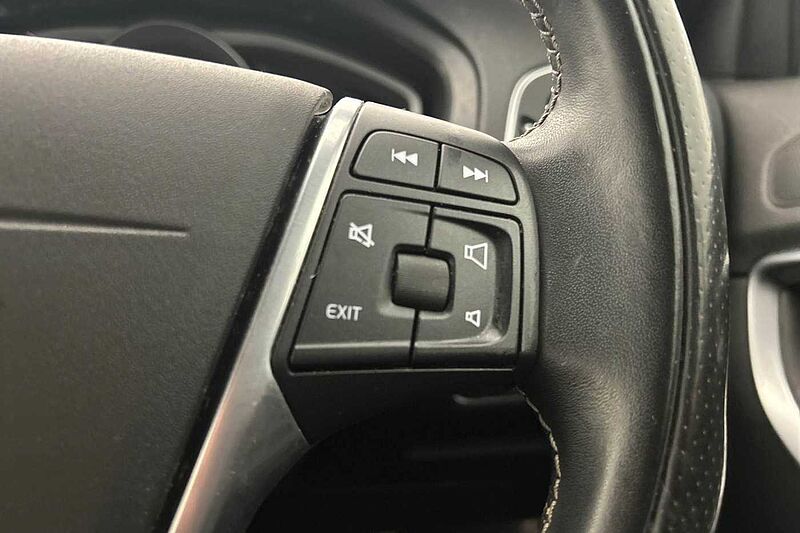 Volvo V40 T2 R-Design Manual