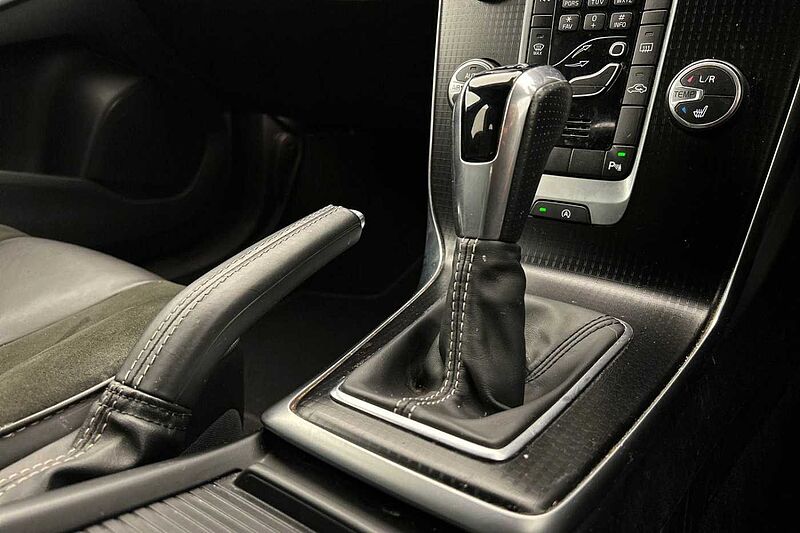 Volvo V40 T2 R-Design Manual