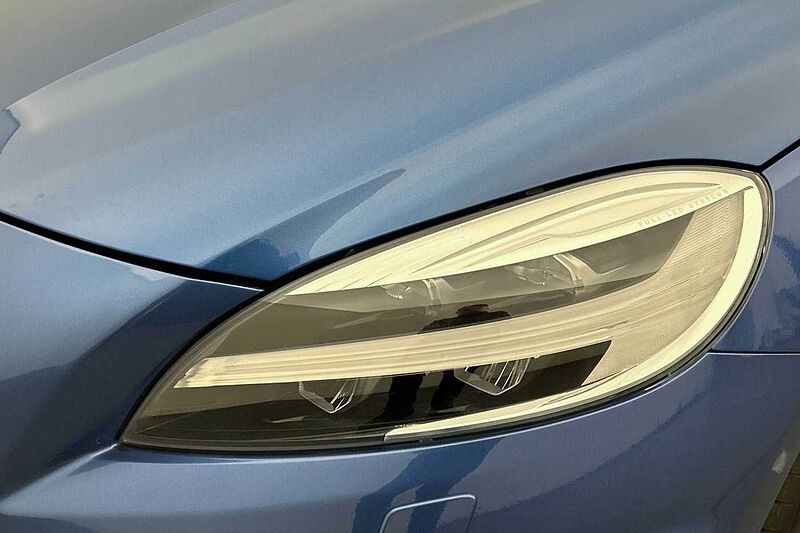 Volvo V40 T2 R-Design Manual