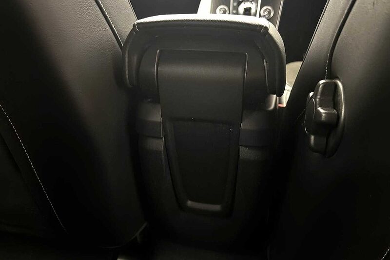 Volvo V40 T2 R-Design Manual