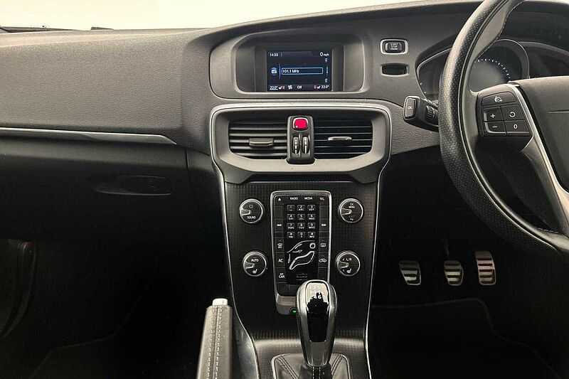 Volvo V40 T2 R-Design Manual