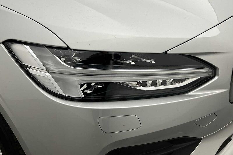 Volvo S90 D4 Momentum Automatic
