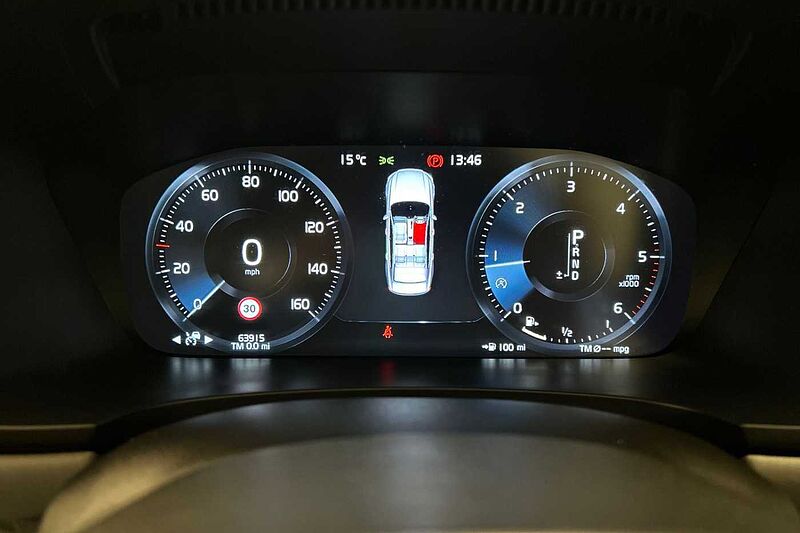 Volvo S90 D4 Momentum Automatic