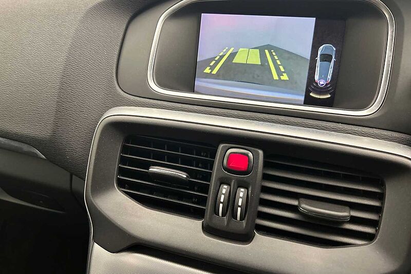 Volvo V40 T3 Inscription Automatic
