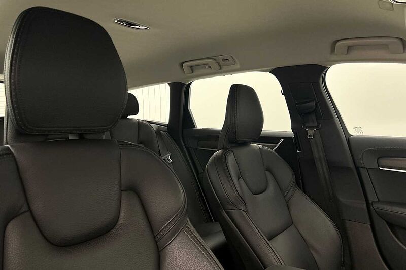 Volvo V90 Cross Country T5 AWD Plus Automatic