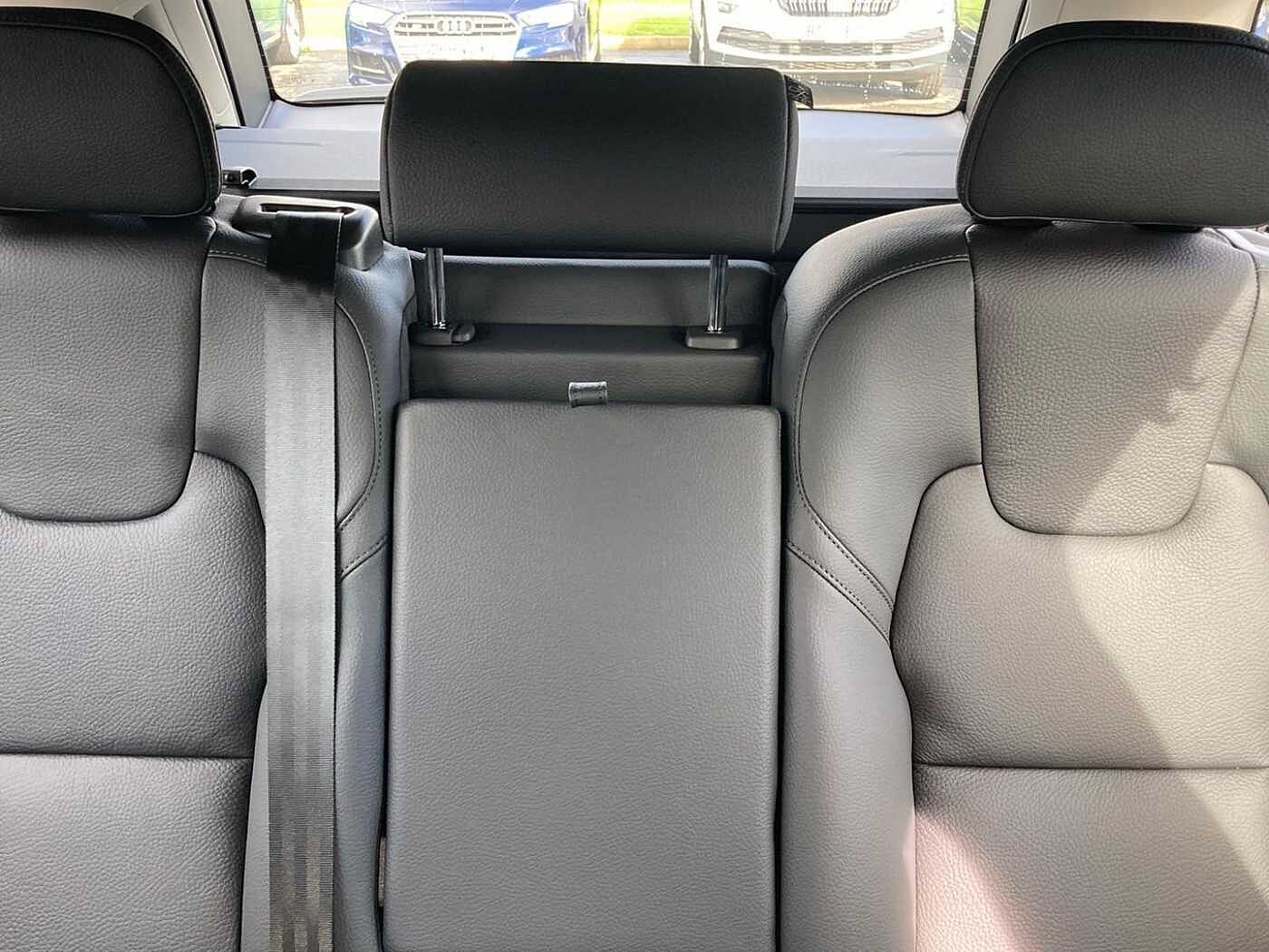 Volvo V90 Plus, T6 AWD Plug-in hybrid, Electric/Petrol, Dark