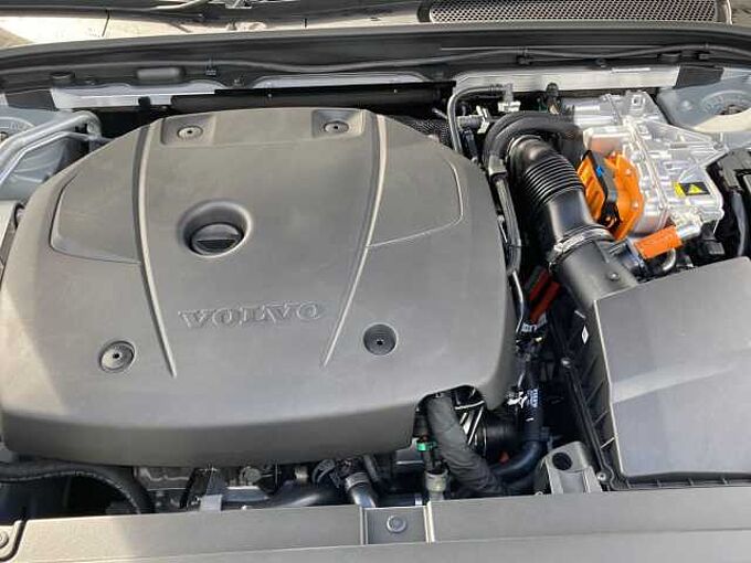 Volvo V90 Plus, T6 AWD Plug-in hybrid, Electric/Petrol, Dark