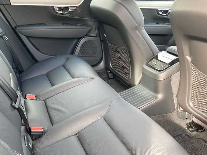 Volvo V90 Plus, T6 AWD Plug-in hybrid, Electric/Petrol, Dark