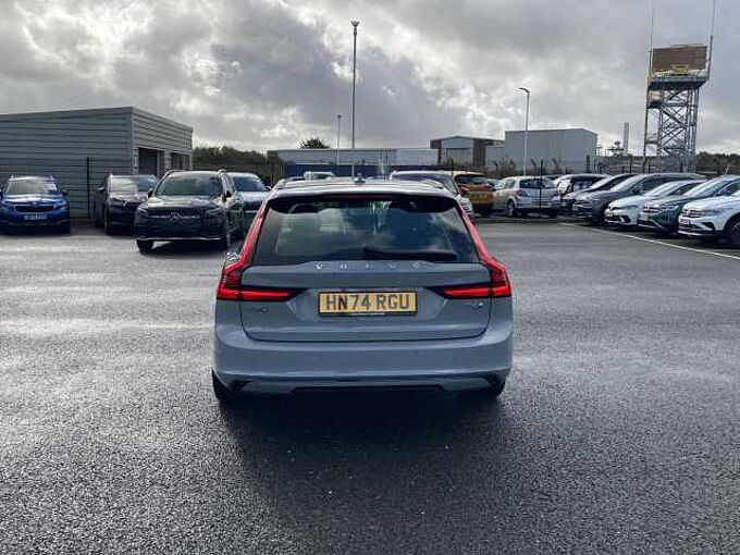 Volvo V90 Plus, T6 AWD Plug-in hybrid, Electric/Petrol, Dark